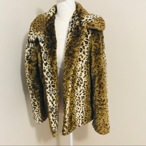 Forever 21 Leopard Jacket - Picture 2 of 8